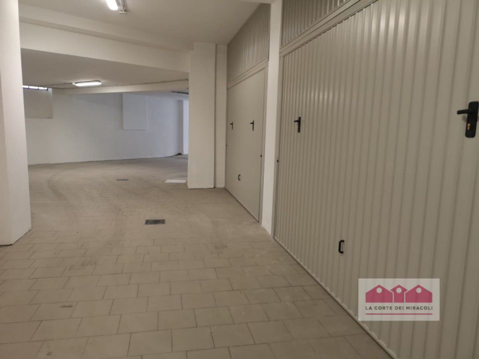 Garage i Vicenza, Vicenza - foto 4