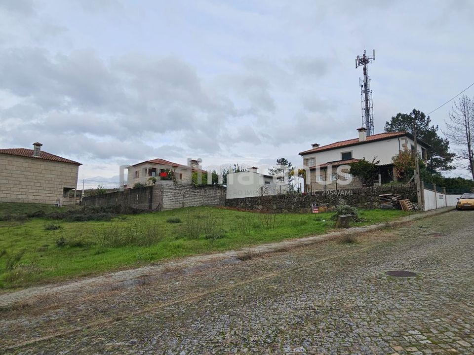 Helårsgrund i Amarante, Porto - foto 2