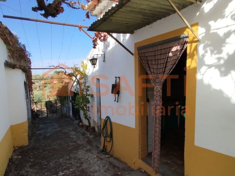 Erhvervsejendom i Mouriscas, Santarem - foto 1