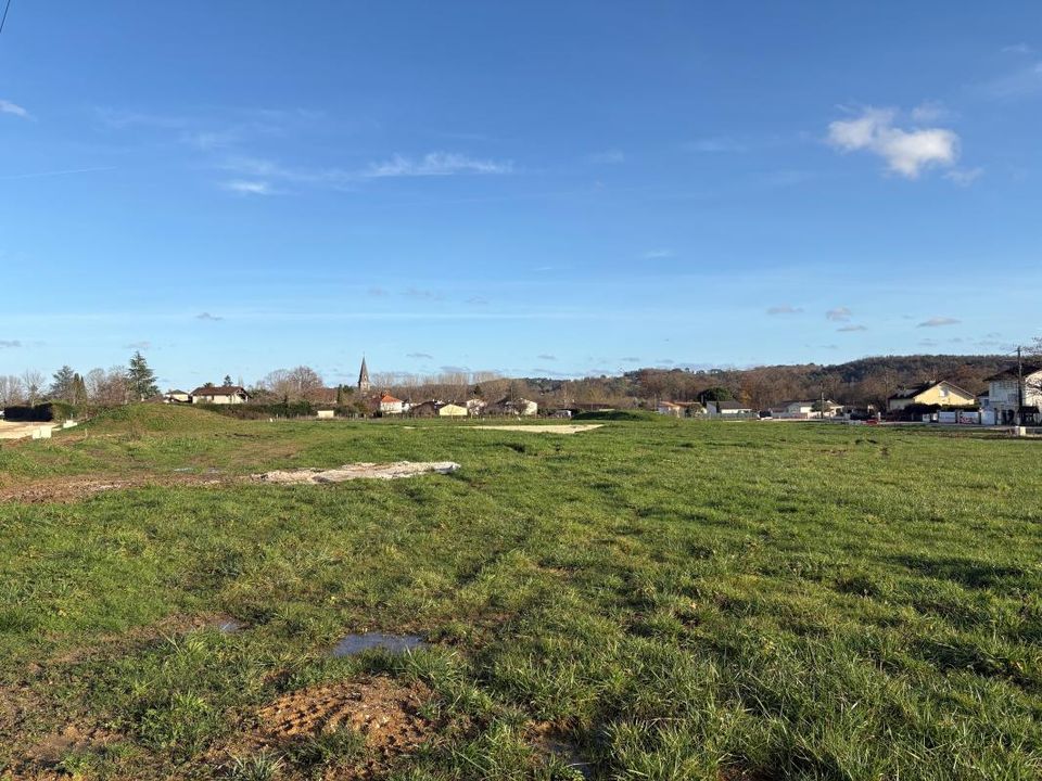 Helårsgrund i Antonne-et-Trigonant, Dordogne - foto 1