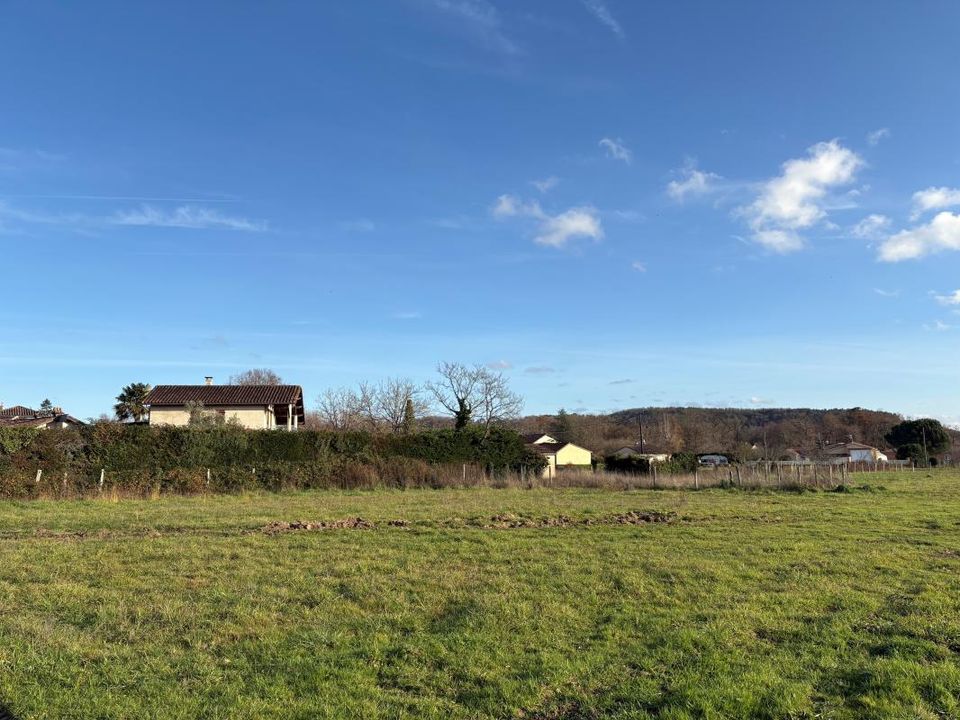Helårsgrund i Antonne-et-Trigonant, Dordogne - foto 1