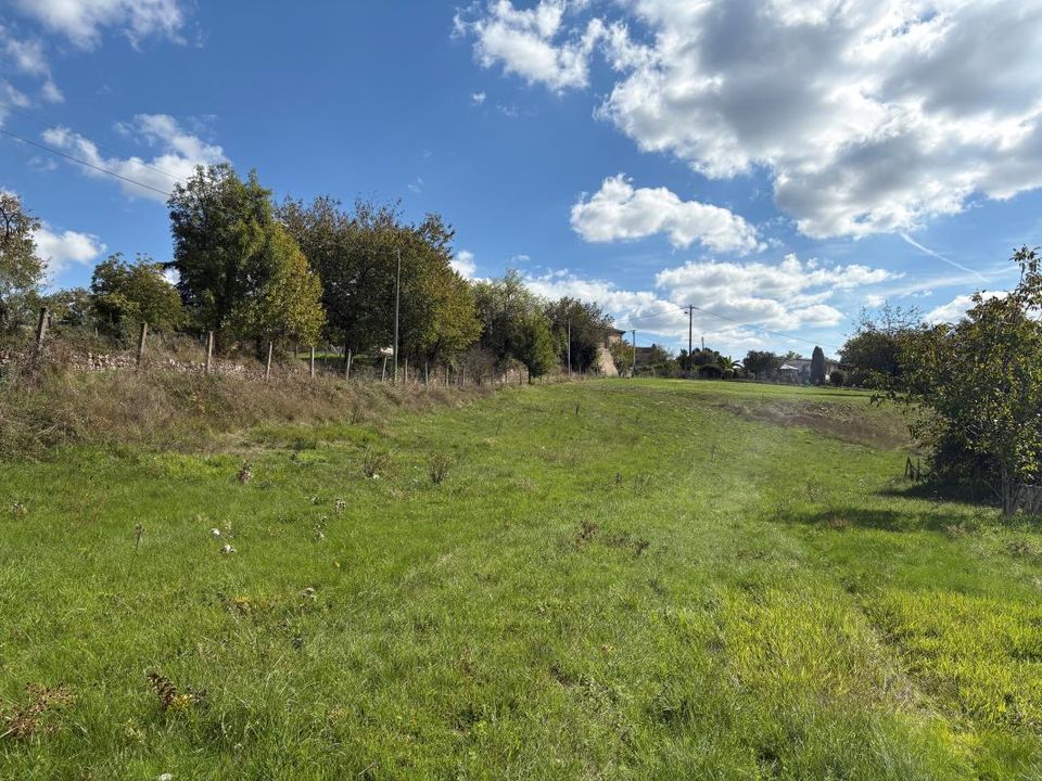 Grond in La Chapelle-Faucher, Dordogne - foto 1