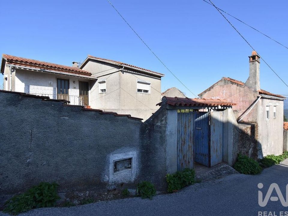 Dom szeregowy: Miranda do Corvo, Coimbra – zdjęcie 2