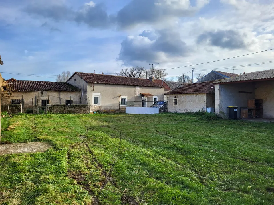 Villa i Saint-Savin, Vienne - foto 1