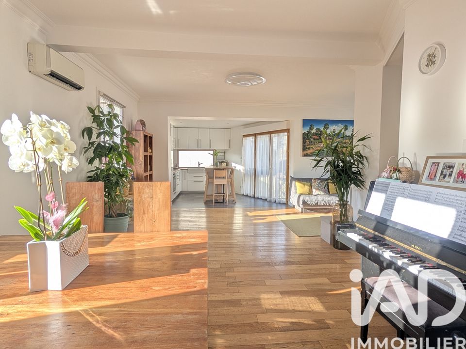 Villa i Joinville-le-Pont, Val-de-Marne - bilde 1