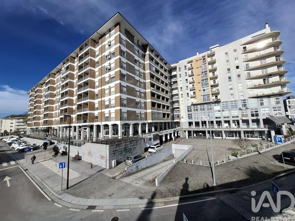 Garage i Vila Real, Vila Real - foto 1