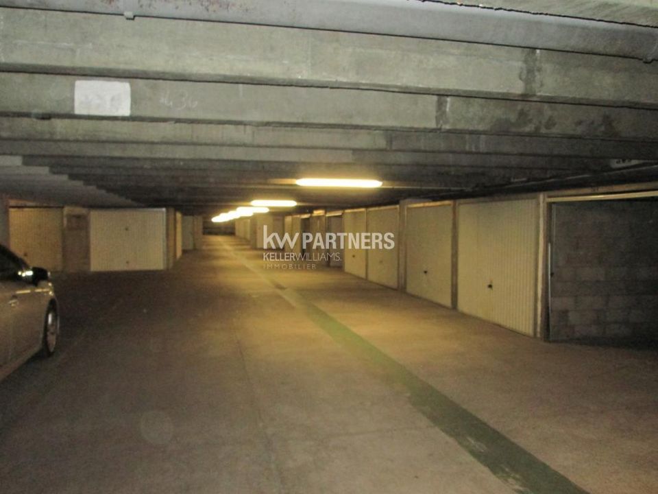 Garage i Boulogne-Billancourt, Hauts-de-Seine - foto 1