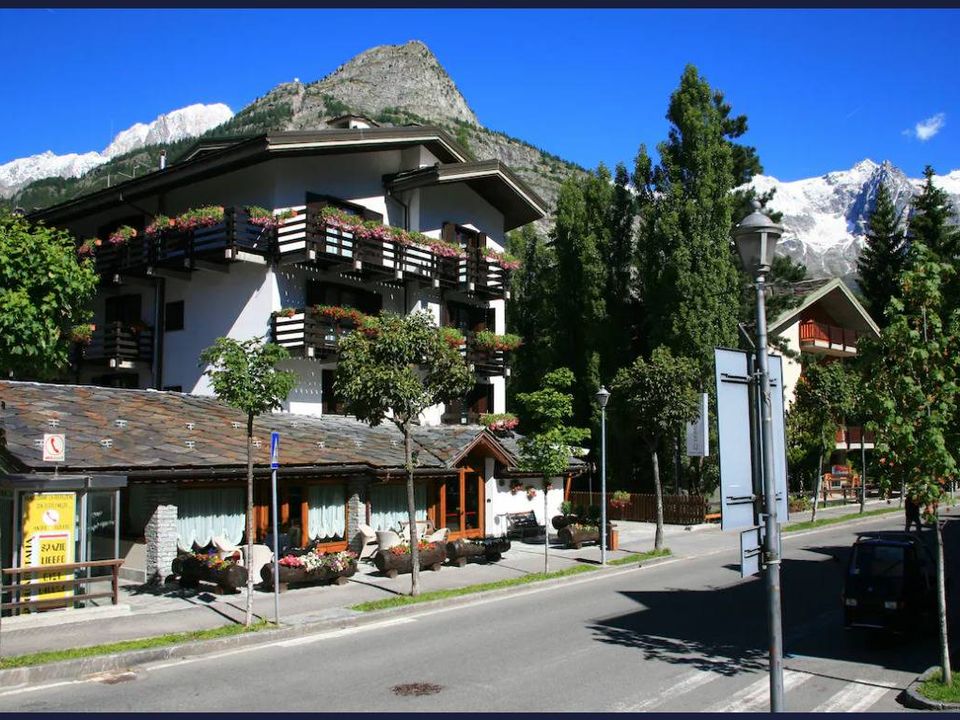 Lejlighed i Courmayeur, Aosta Valley - foto 3