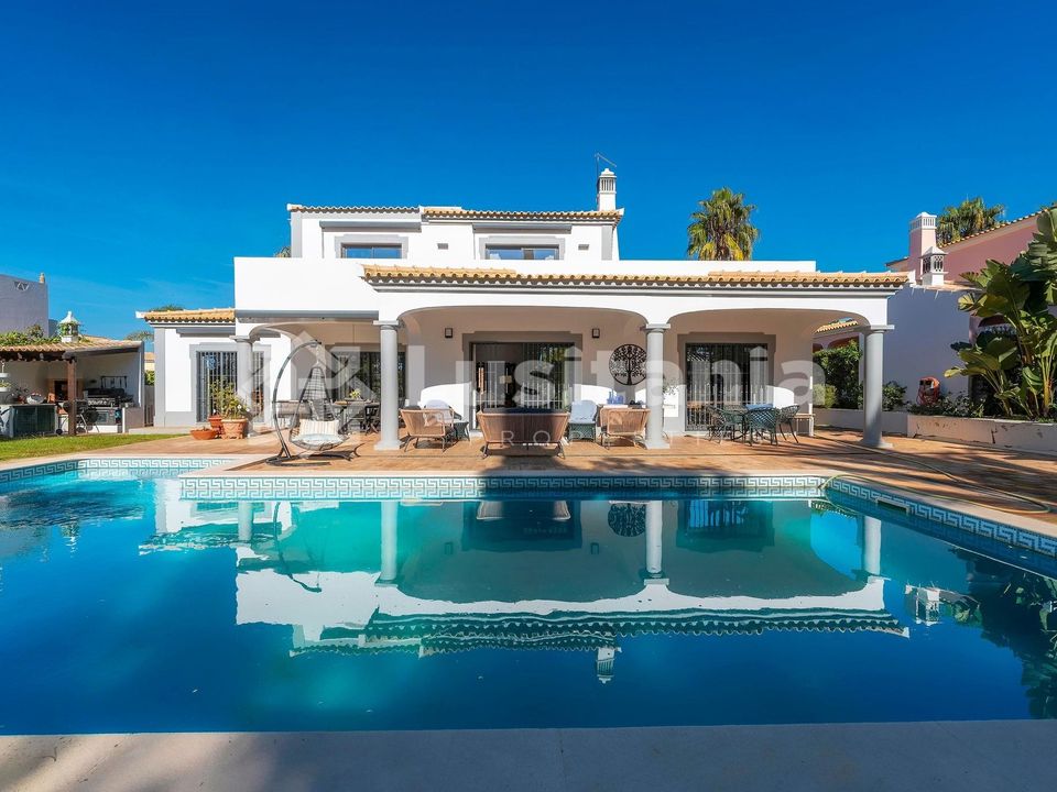 Villa i Vilamoura, Faro - foto 1