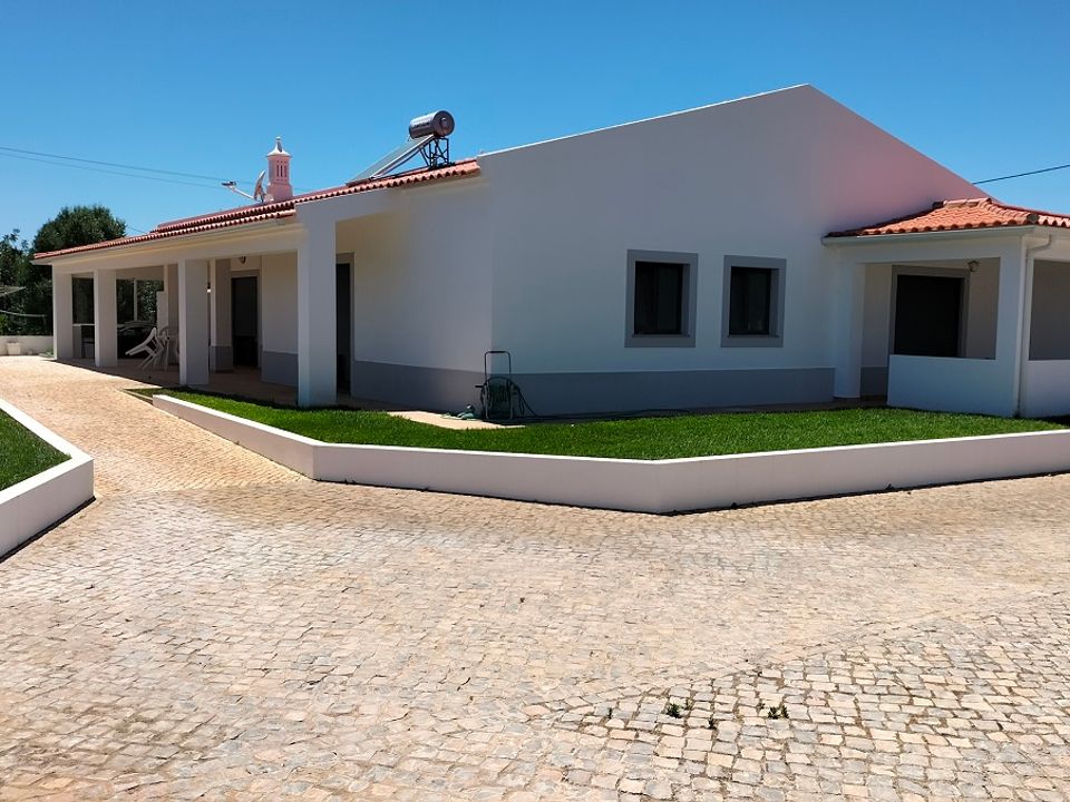 Bungalow - Moncarapacho, Faro - photo 1