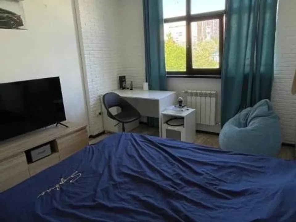 Duplex in Strasbourg, Bas-Rhin - photo 1
