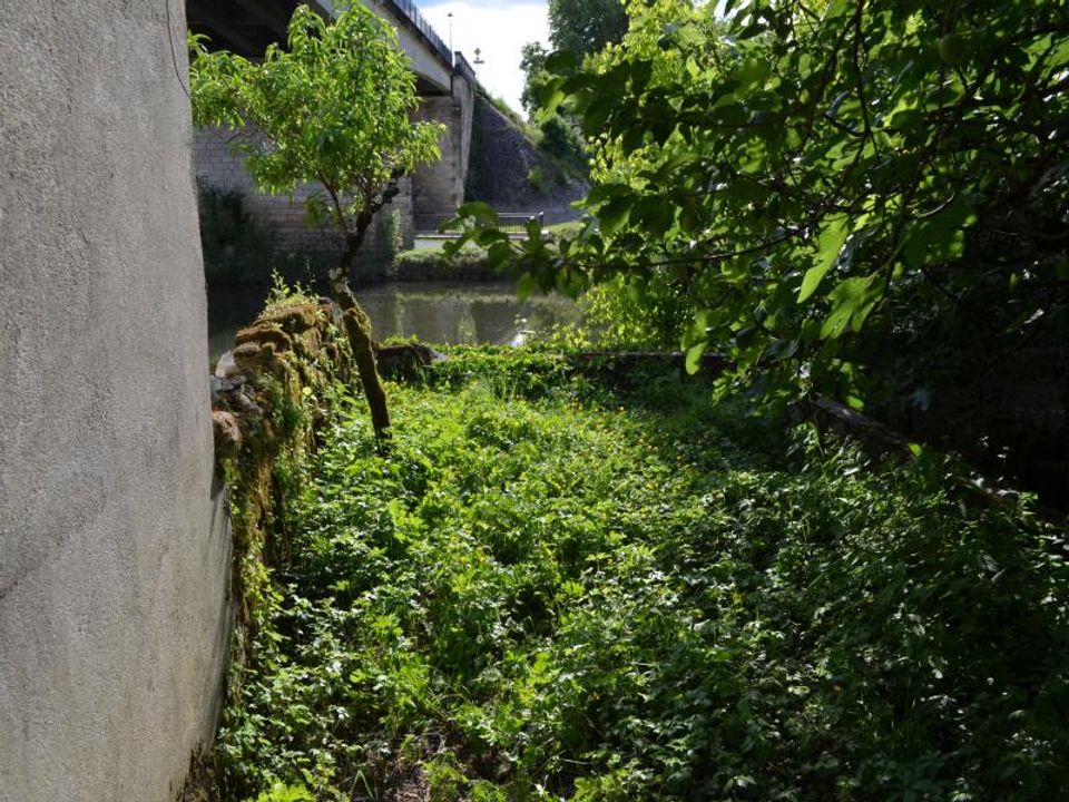 Helårsgrund i Coutras, Gironde - foto 5