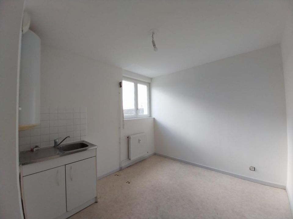 Apartment in Froncles, Haute-Marne - photo 3