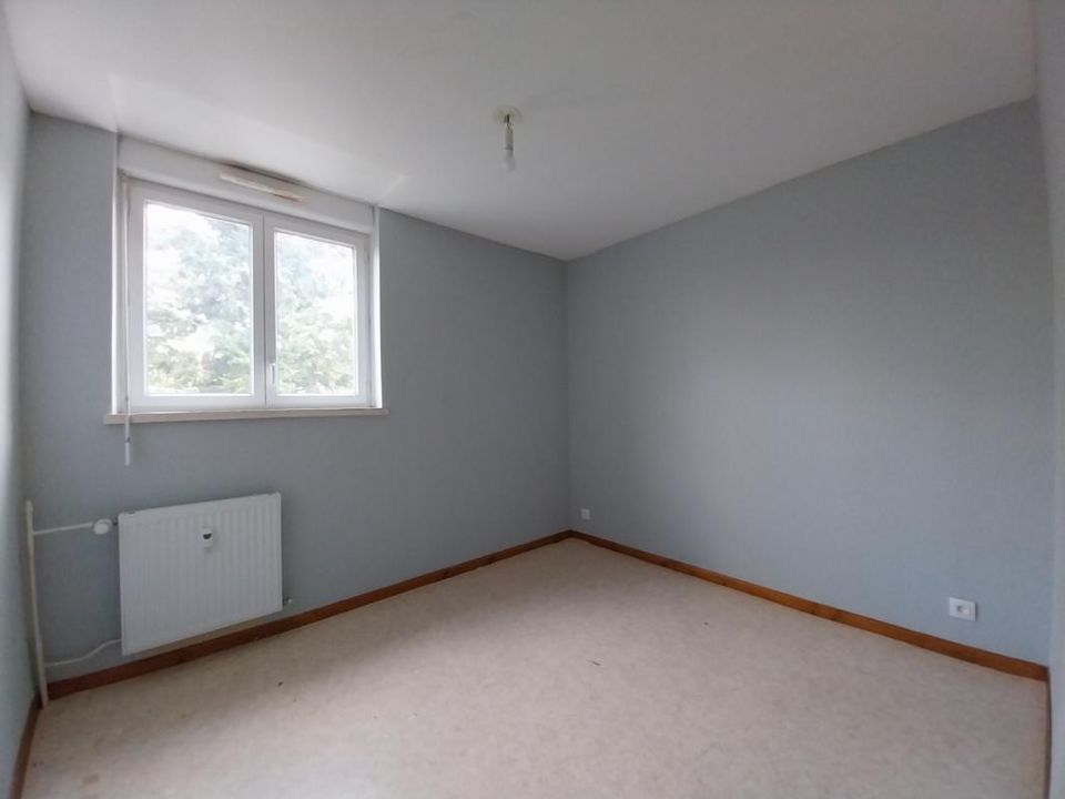 Apartment in Froncles, Haute-Marne - photo 5