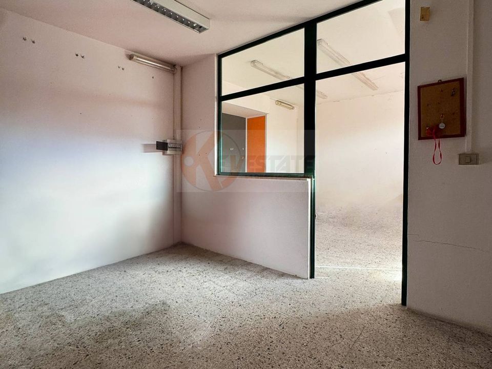 Erhvervsejendom i Sassari, Sassari - foto 4