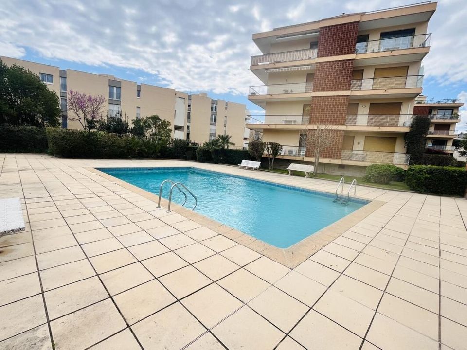Lejlighed i Sainte-Maxime, Var - foto 2