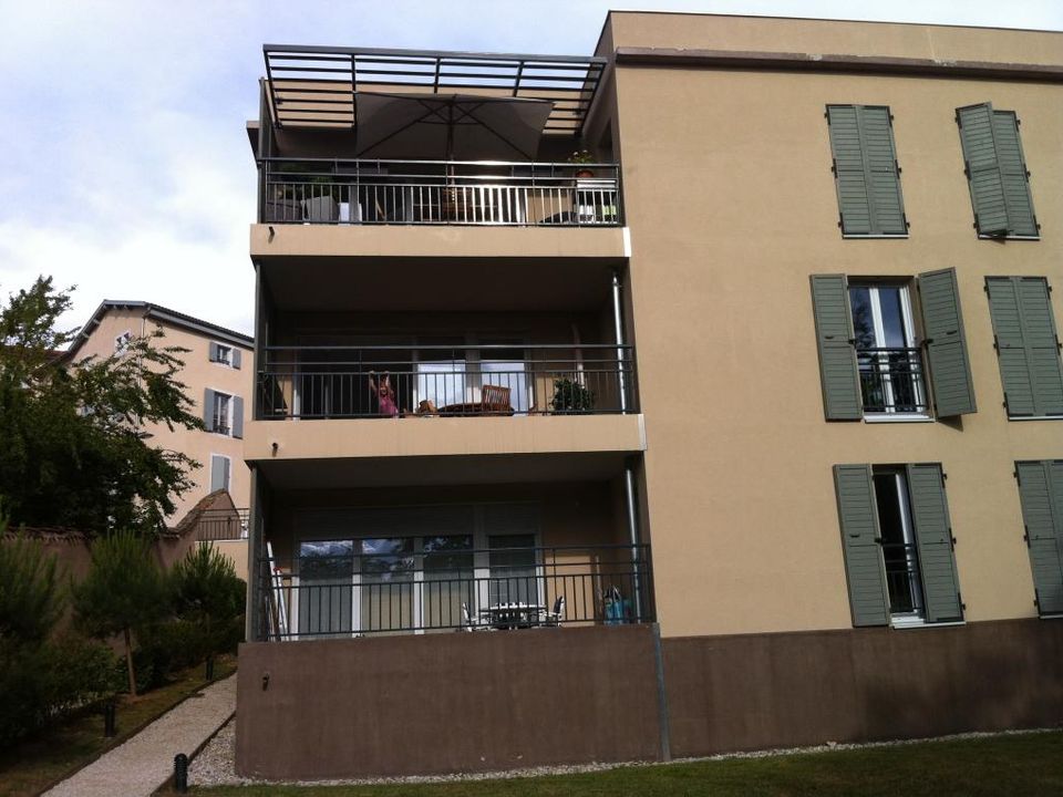 Lejlighed i Francheville, Rhone - foto 2