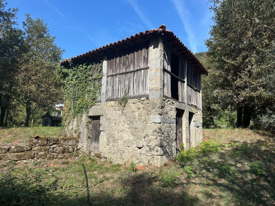 Farm i Arcos de Valdevez, Viana do Castelo - foto 1
