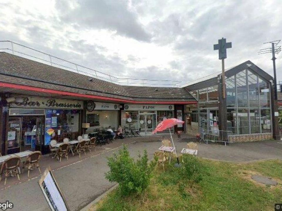 Erhvervsejendom i Vernouillet, Yvelines - foto 2