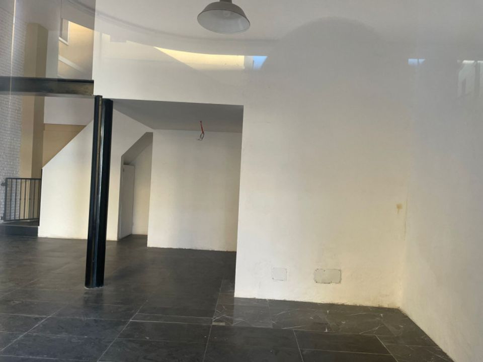 Erhvervsejendom i Vicenza, Vicenza - foto 2