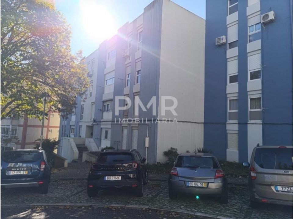 Erhvervsejendom i Odivelas, Lisbon - foto 2