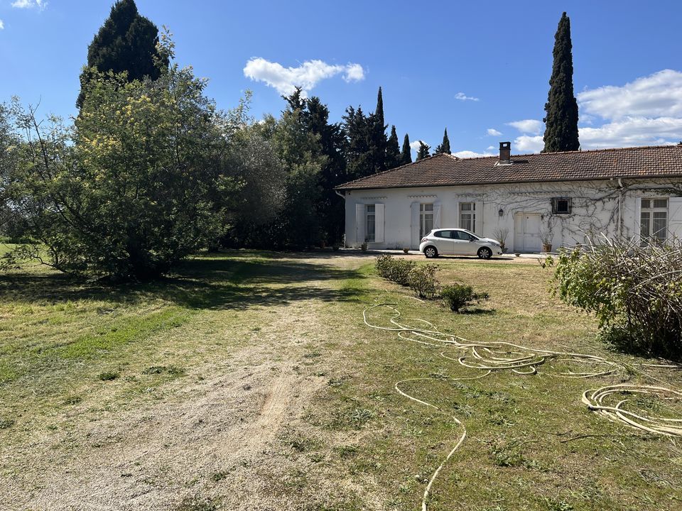 Villa i Nimes, Gard - foto 1