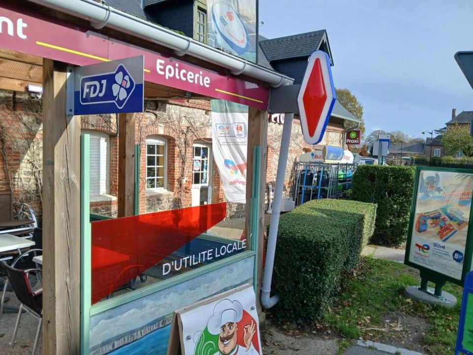 Erhvervsejendom i Quiberville, Seine-Maritime - foto 1