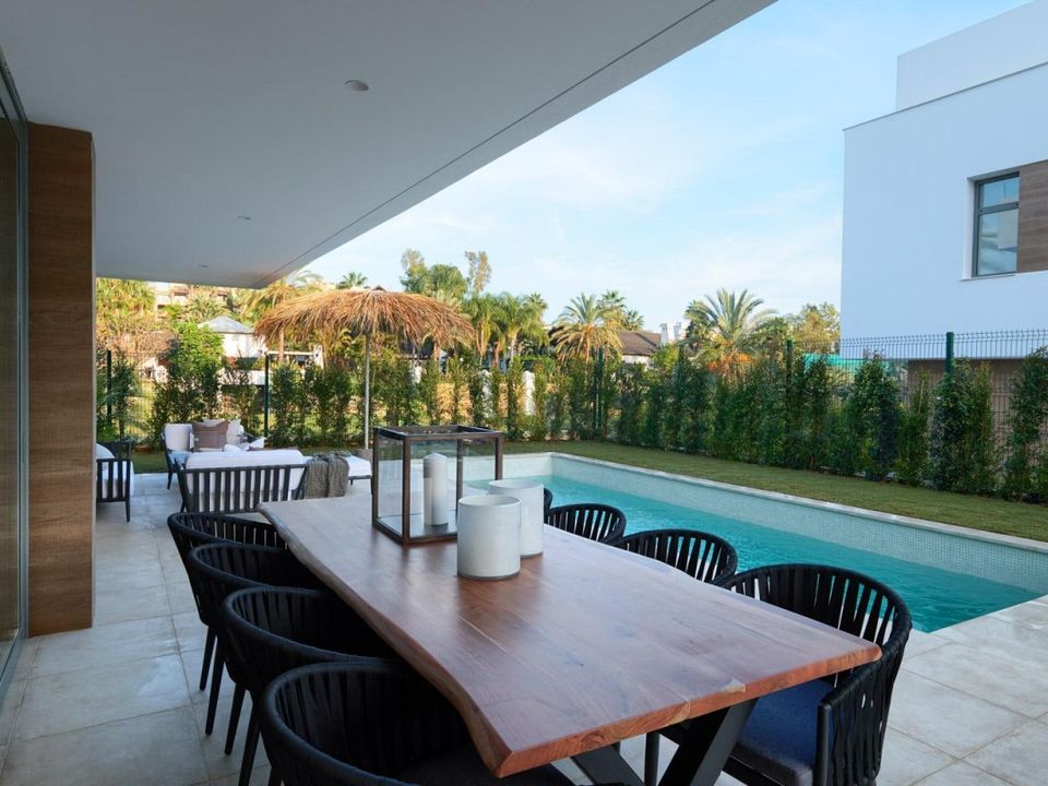 Villa i Estepona, Malaga - foto 1