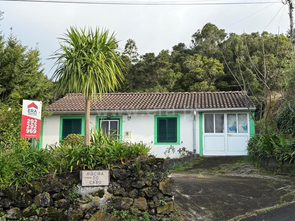 Villa in Horta, Faial - foto 1