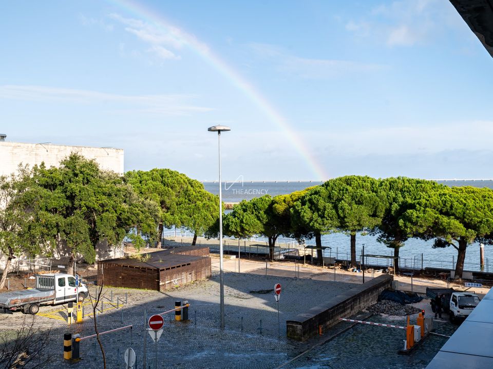 Erhvervsejendom i Moscavide-Parque das Nacoes, Lisbon - foto 3
