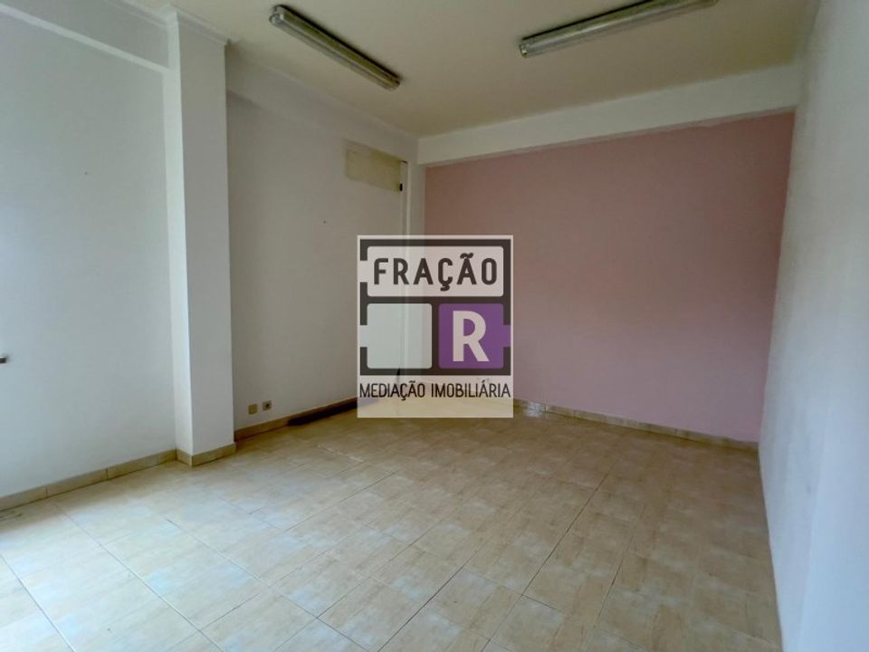 Erhvervsejendom i Covilha, Castelo Branco - foto 5
