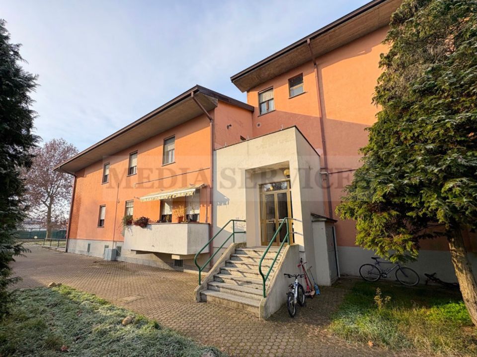 Lejlighed i Sannazzaro de Burgondi, Pavia - foto 1