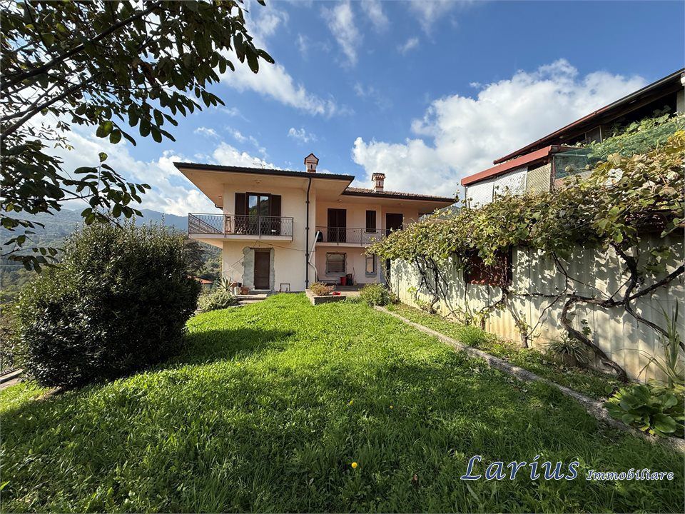 Villa a Asso, Como - foto 3