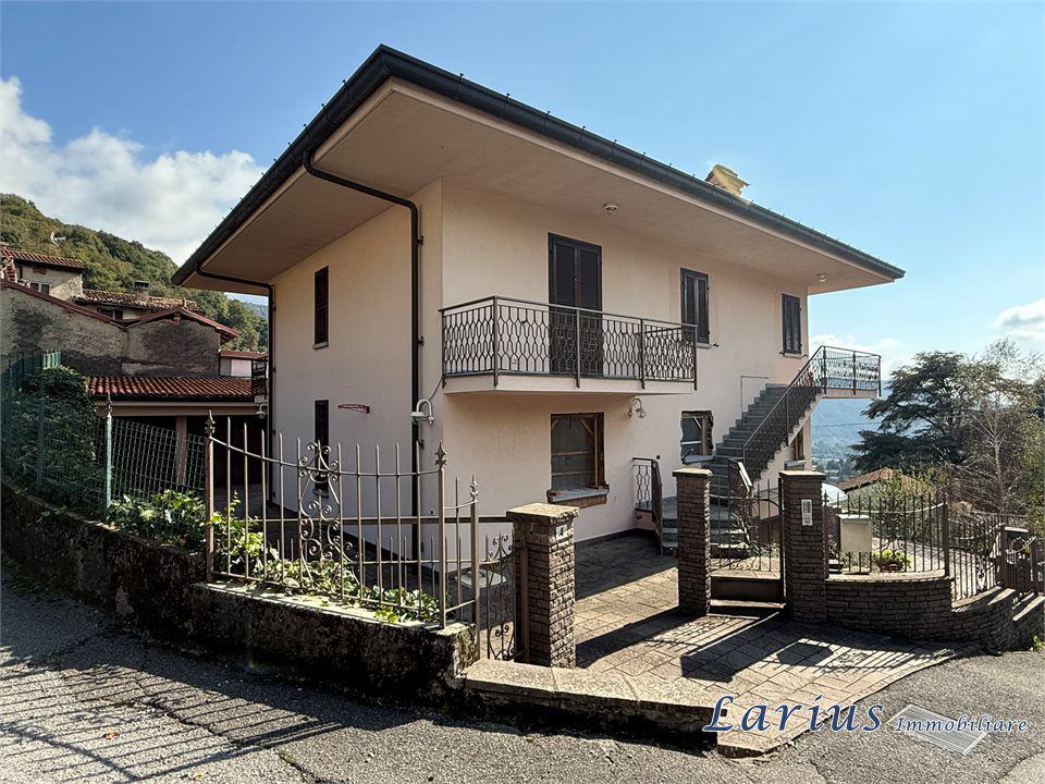 Villa a Asso, Como - foto 4