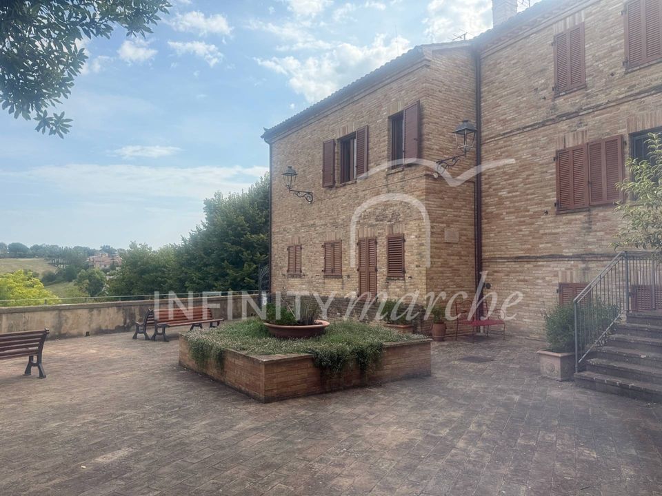 Villa i Montecassiano, Macerata - foto 1