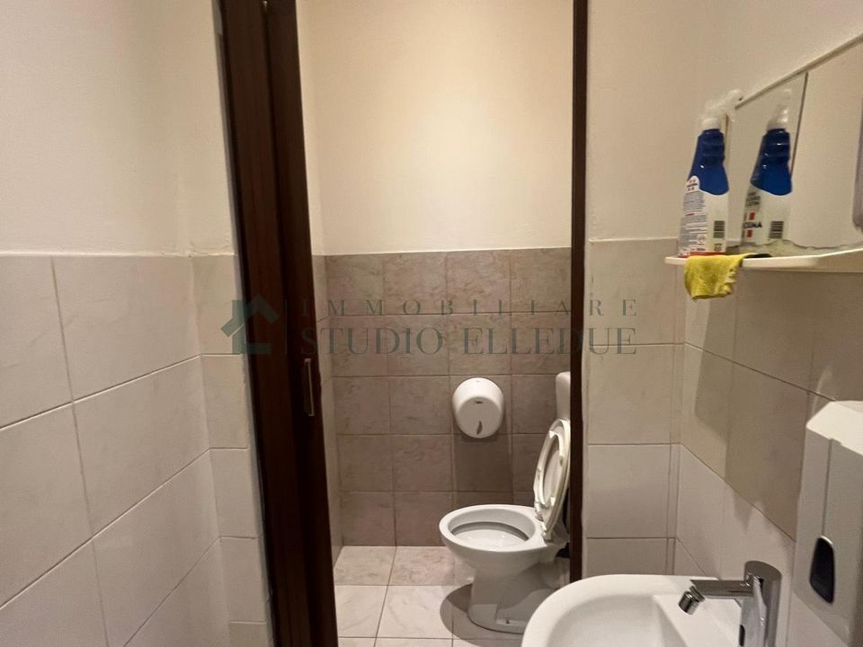 Erhvervsejendom i Bari, Bari - foto 5