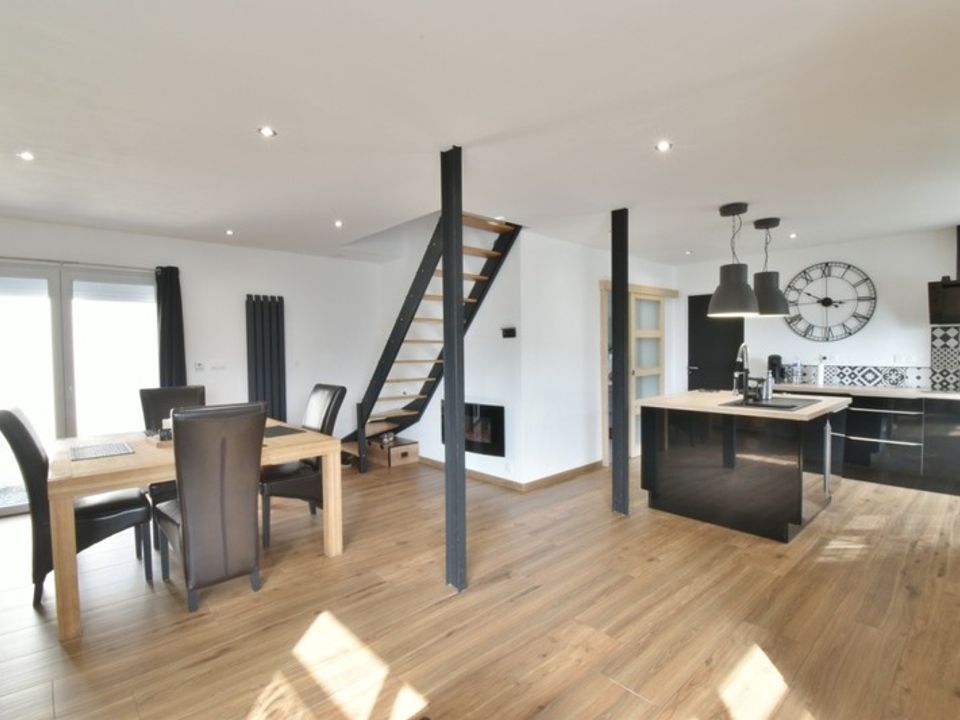 Villa - Lys-lez-Lannoy, Nord - photo 1