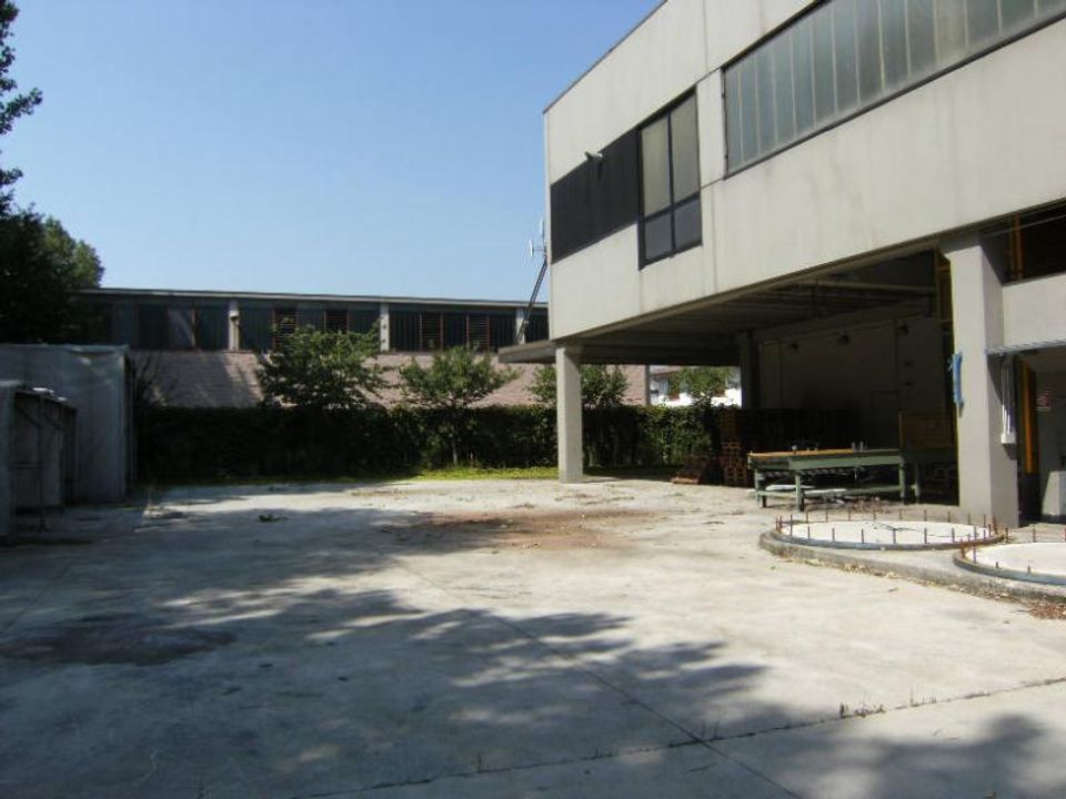 Erhvervsejendom i Settala, Milan - foto 3