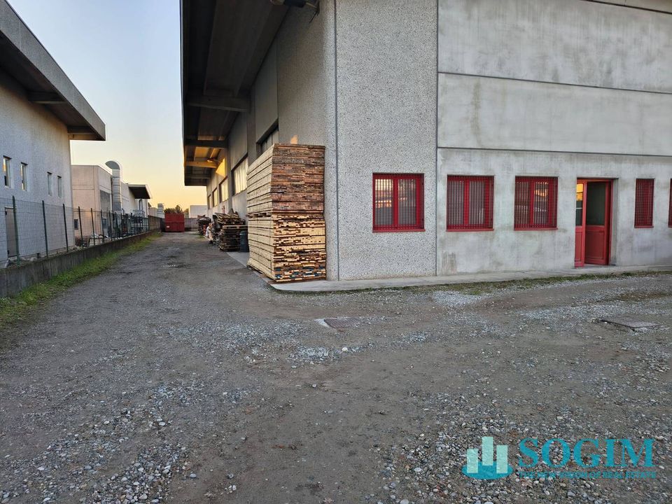 Erhvervsejendom i Seveso, Monza and Brianza - foto 5