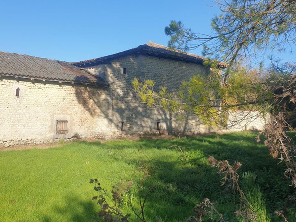 Landejendom i Barbezieux-Saint-Hilaire, Charente - foto 4