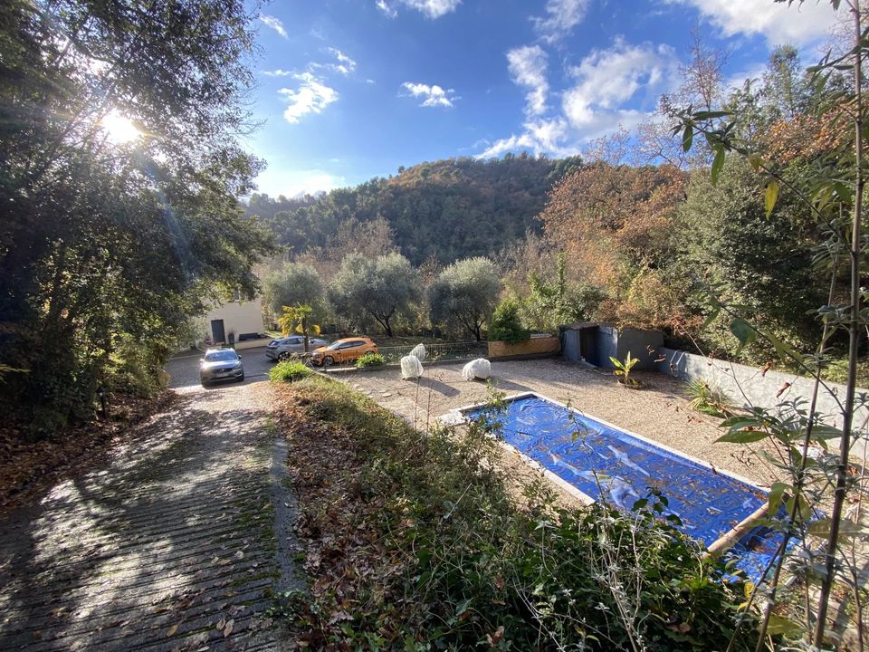 Villa in Contes, Alpes-Maritimes - foto 1