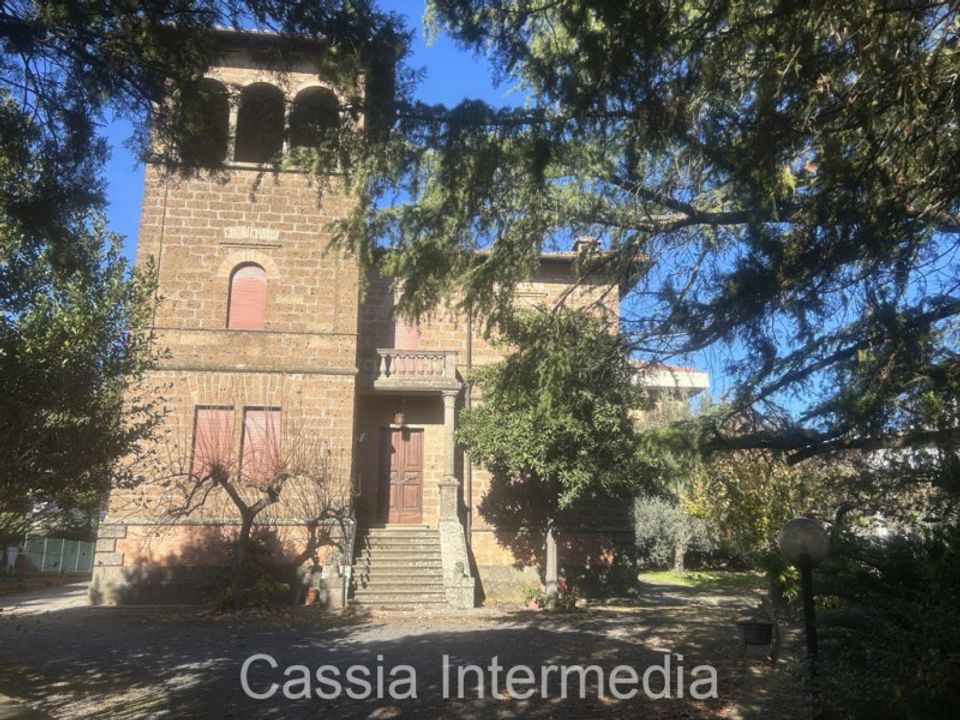 Villa i Fabrica di Roma, Viterbo - foto 1