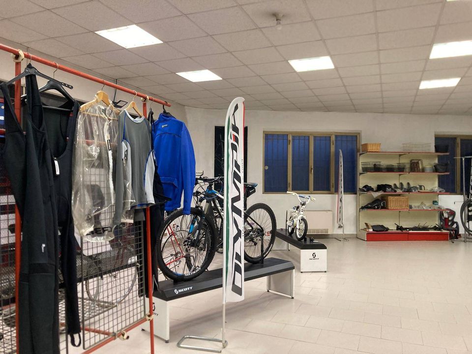 Erhvervsejendom i Mantua, Mantua - foto 4