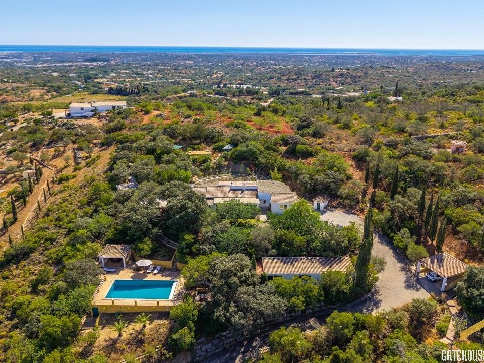 Villa - Moncarapacho, Faro - photo 1