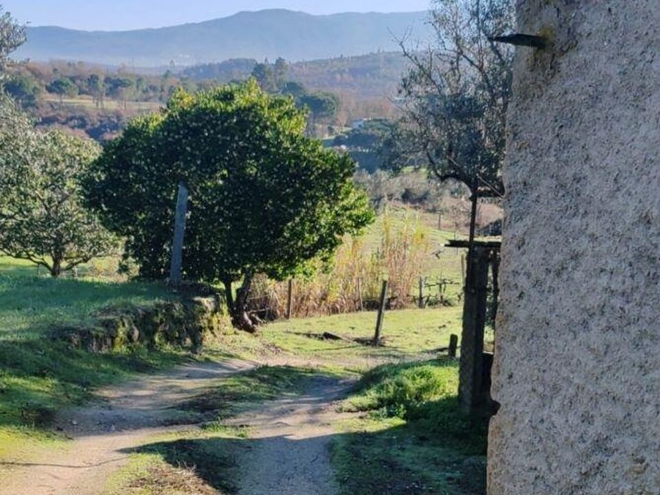 Terreno en Oliveira do Hospital, Coimbra - foto 3