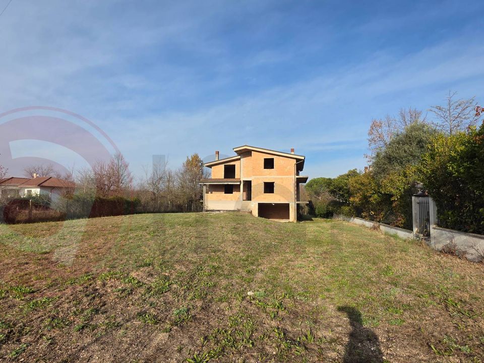 Landejendom i Arce, Frosinone - foto 1