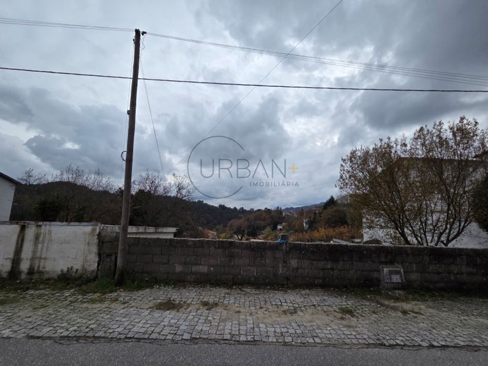 Helårsgrund i Castro Daire, Viseu - foto 1