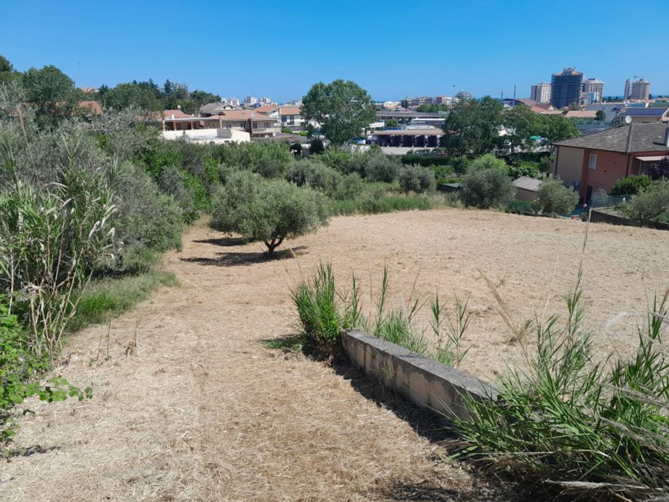 Helårsgrund i Pescara, Pescara - foto 1