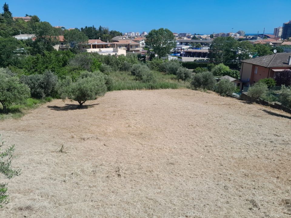 Helårsgrund i Pescara, Pescara - foto 2