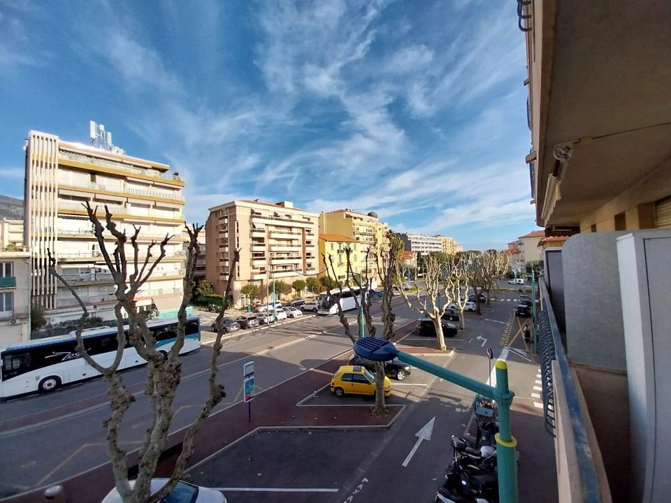 Lejlighed i Menton, Alpes-Maritimes - foto 3